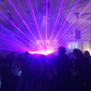 Hyra laser till bröllop och fest